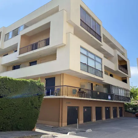 Climatise Avec Balcon Proche Centre Et Thermes, - Fr-1-553-21